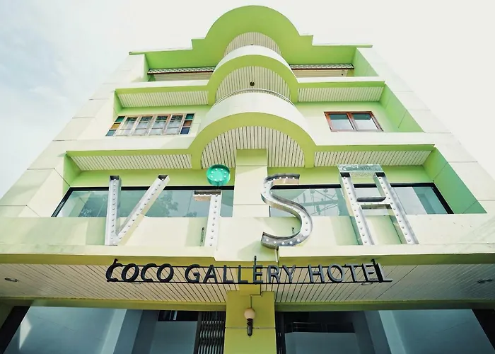 Vish Coco Gallery Hotel