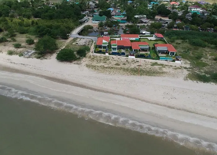 La Playa Beach Front Pool Villa Cha-Am,Huahin