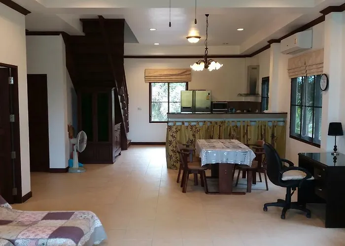 Periwinkle Villa